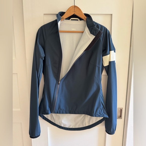 Rapha Core Rain Jacket size small - Picture 6 of 9